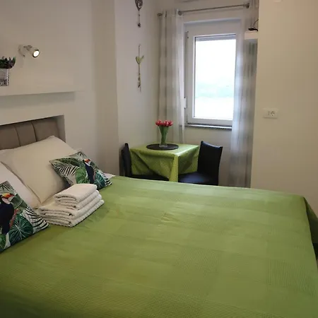 Apartment Komel