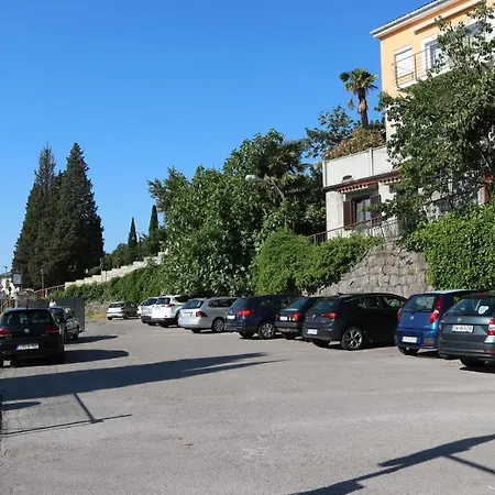 Apartment Komel Opatija