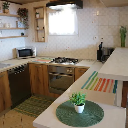 Apartment Komel *