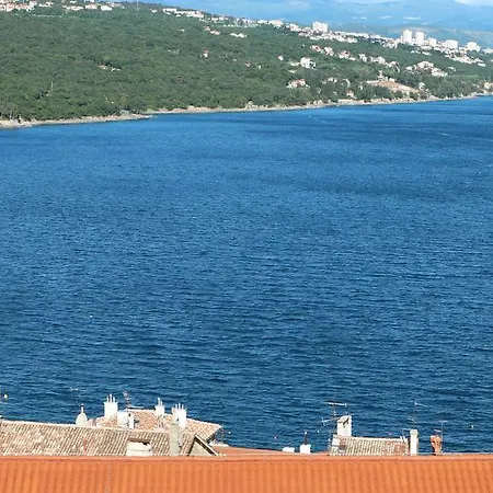 Komel Apartament *