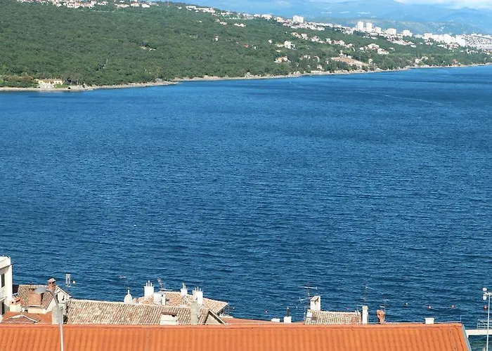 考梅尔公寓 公寓 *